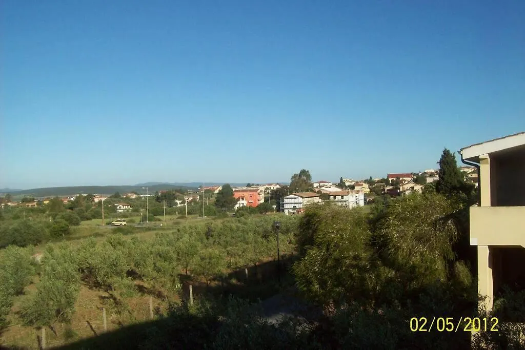 Villa Su Due Livelli Super Accessoriata SantʼAnna Arresi Italien