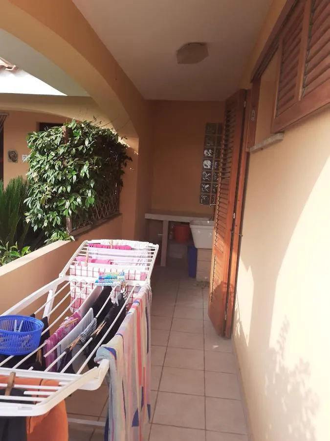 Villa Su Due Livelli Super Accessoriata SantʼAnna Arresi