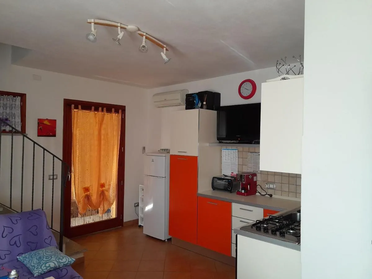 Villa Su Due Livelli Super Accessoriata SantʼAnna Arresi Italien